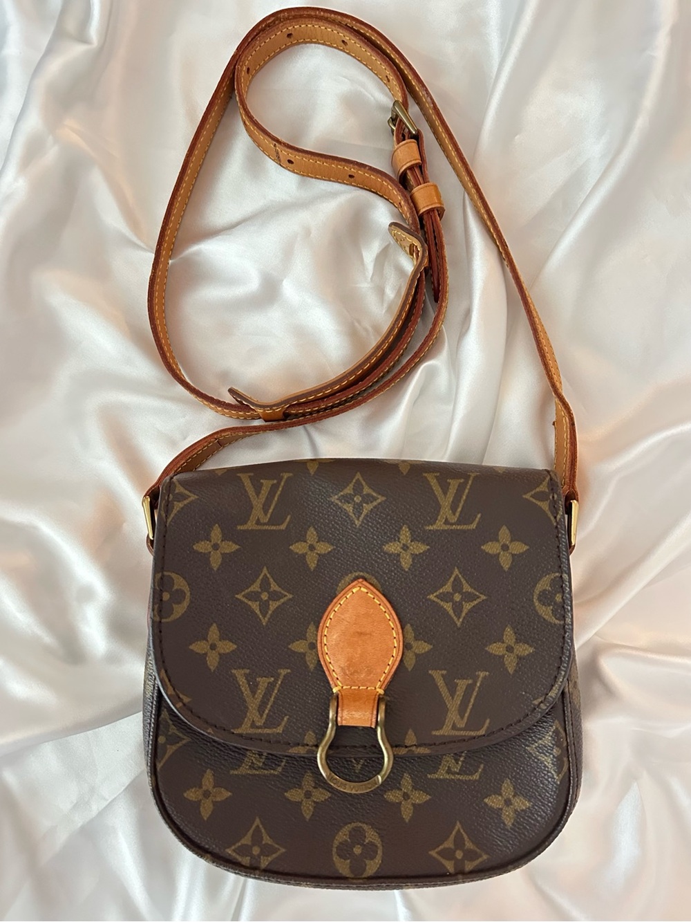 Louis Vuitton Vintage Saint Cloud PM #151